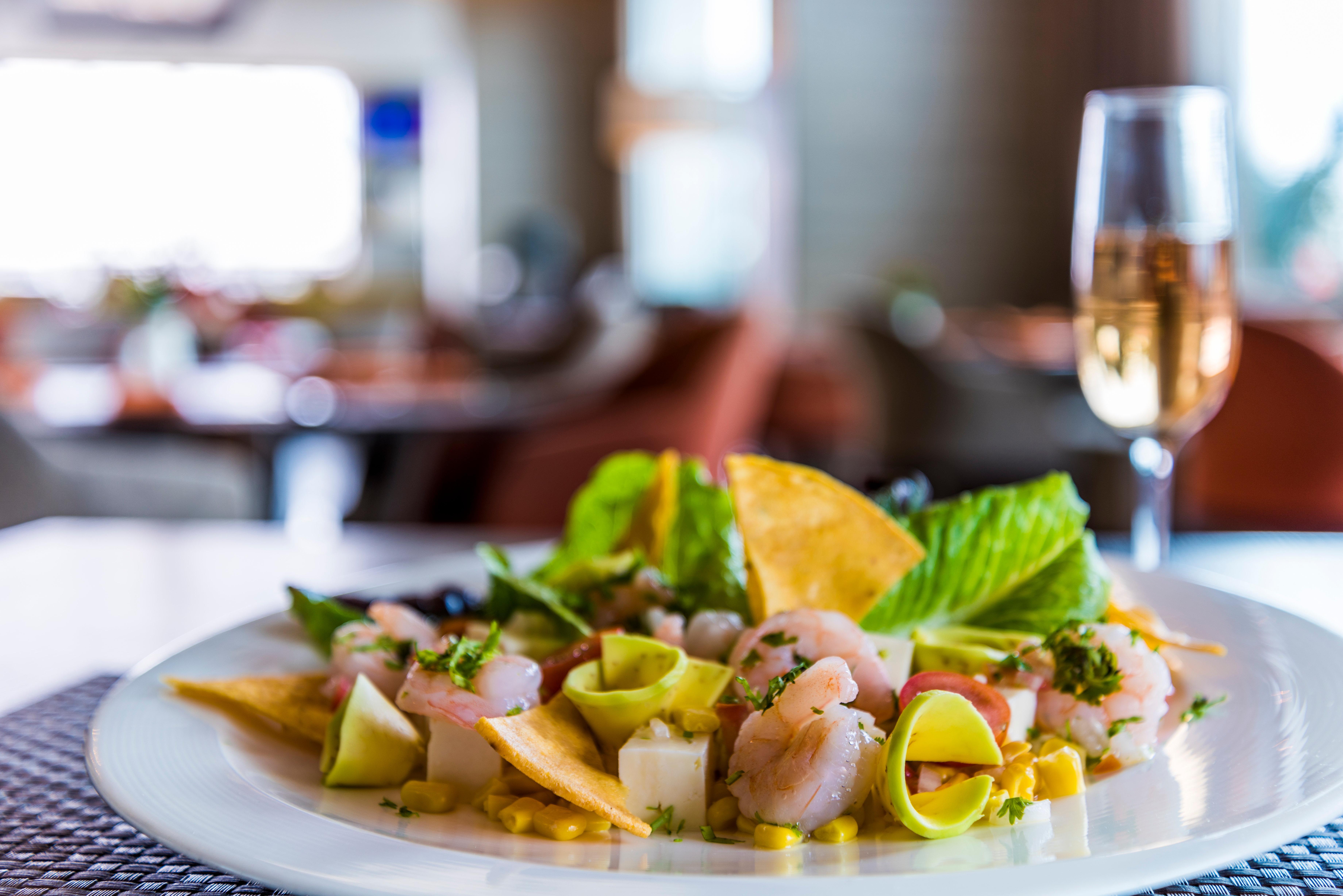 Holiday Inn Cucuta By Ihg Eksteriør billede Ceviche