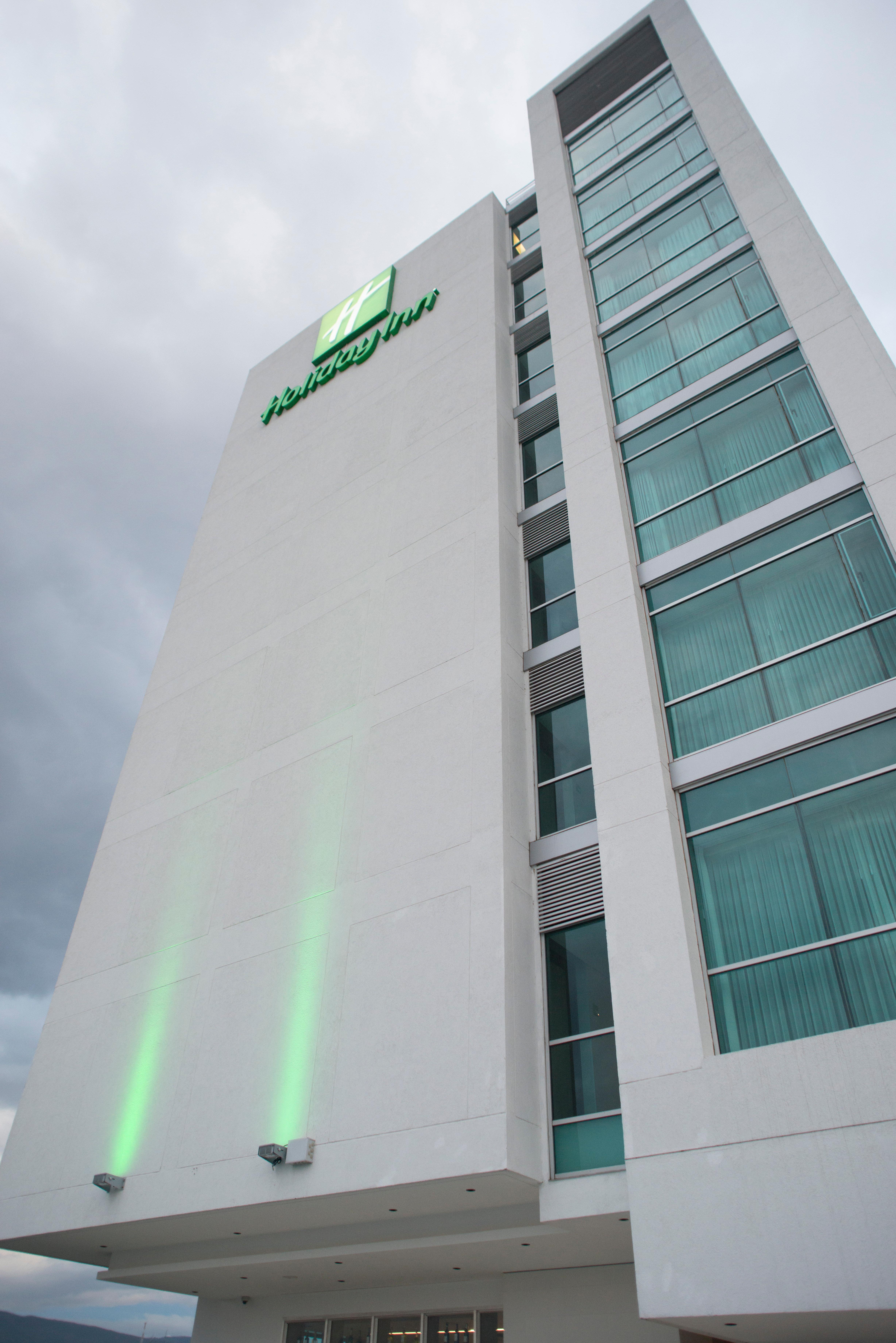 Holiday Inn Cucuta By Ihg Eksteriør billede Headquarters of the National University of Ireland, Galway
